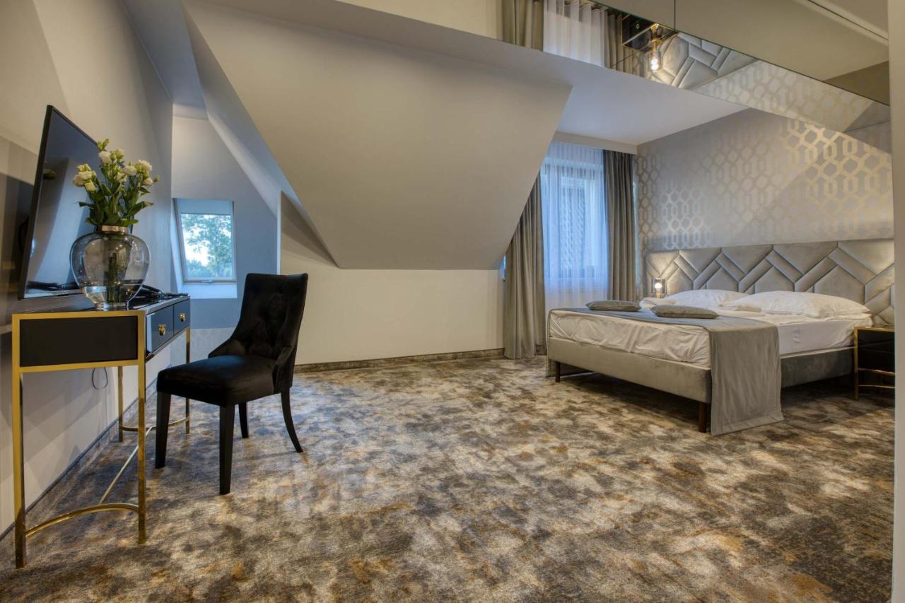 Hotel & Spa Bialy Dom Пшишовице Экстерьер фото